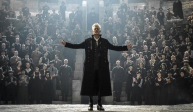 кадр из фильма Фантастические твари: Преступления Грин-де-Вальда